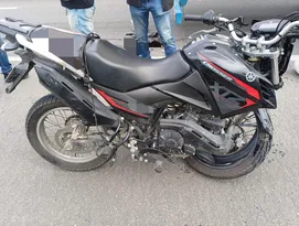 Imagem ilustrativa da imagem Colisão entre caminhão e moto na BR-232, em Moreno, resulta em morte