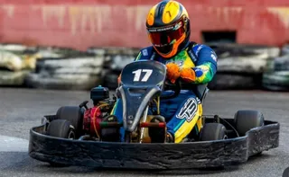 Imagem ilustrativa da imagem Competição de kart reúne 80 pilotos do Brasil e do Reino Unido em Jardim Camburi