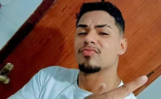 Imagem ilustrativa da imagem Corpo com marca de tiro é encontrado em cima de moto às margens de estrada no ES