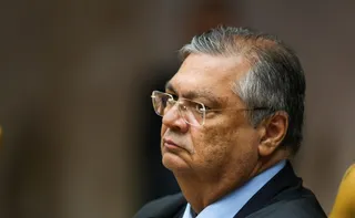 Imagem ilustrativa da imagem Dino vence ação contra hospital por morte de filho e doará dinheiro
