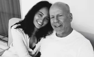 Imagem ilustrativa da imagem Esposa de Bruce Willis diz que sente luto em vida