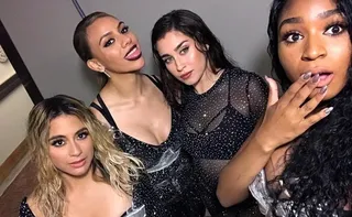 Imagem ilustrativa da imagem Fifth Harmony voltou? Grupo aparece em show dos Jonas Brothers nos EUA