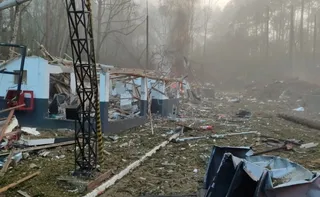 Imagem ilustrativa da imagem Funcionários oraram e não manuseavam materiais antes de explosão em fábrica no PR