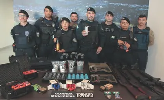 Imagem ilustrativa da imagem Gás lacrimogêneo e granadas: ações da Guarda de Cariacica contra o crime