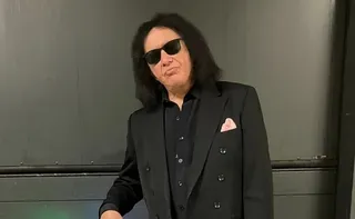 Imagem ilustrativa da imagem Gene Simmons, do Kiss, sofre acidente após desmaiar enquanto dirigia