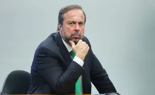 Imagem ilustrativa da imagem Governo estuda parceria com Bolívia para nova hidrelétrica binacional