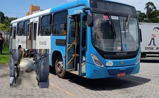Imagem ilustrativa da imagem Homem morre dentro de ônibus e é encontrado por motorista na Serra