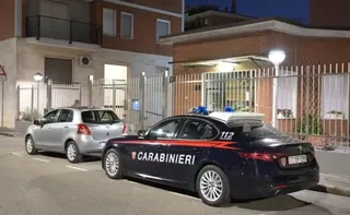 Imagem ilustrativa da imagem Idosa morre após ser atingida por vizinho que caiu de varanda em Milão