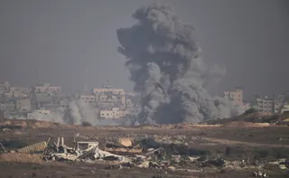 Imagem ilustrativa da imagem Israel ataca hospital em Gaza e mata pacientes, funcionários e jornalistas