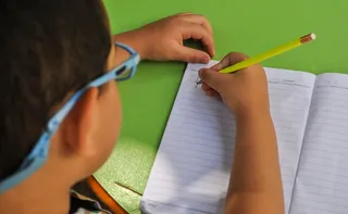 Imagem ilustrativa da imagem Na volta às aulas, saiba quais são os sinais de alerta para a visão das crianças