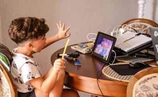 Imagem ilustrativa da imagem O perigo escondido atrás de vídeos infantis na internet