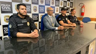Imagem ilustrativa da imagem Polícia Civil desarticula quadrilha violenta e prende 16 pessoas, incluindo PM