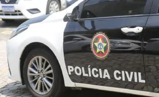 Imagem ilustrativa da imagem Polícia do RJ faz operação contra bebidas adulteradas com 21 mandados de apreensão