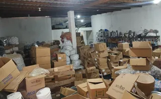 Imagem ilustrativa da imagem Polícia fecha laboratório clandestino e apreende 500 kg de produtos em Itapemirim