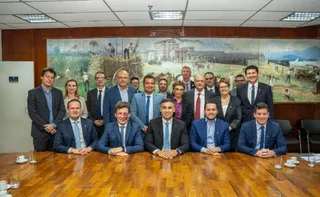 Imagem ilustrativa da imagem Prefeito da Serra se reúne com o vice-presidente da República