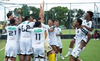 Imagem ilustrativa da imagem Rio Branco elimina o Santos e está na semifinal da Copa Atlântico Sub-19