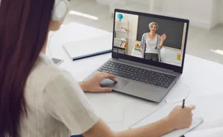 Imagem ilustrativa da imagem Sai lista de cursos superiores semipresenciais autorizados pelo MEC