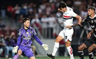 Imagem ilustrativa da imagem São Paulo vence o Botafogo com gol de atacante que não marcava há 13 meses