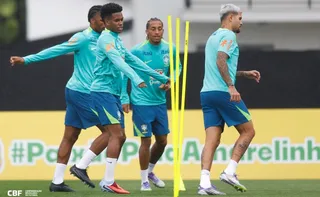 Imagem ilustrativa da imagem Seleção inicia treinos para encarar o Chile desfalcada