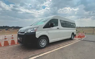 Imagem ilustrativa da imagem Toyota lança a Hiace, uma van derivada da Hilux e SW4