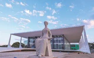 Imagem ilustrativa da imagem “Uberização”: STF vai decidir sobre vínculo com aplicativo