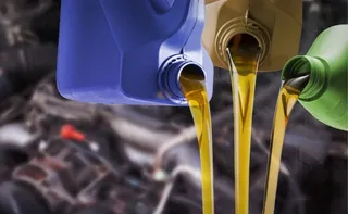 Imagem ilustrativa da imagem Um em cada cinco óleos para carros é falso, aponta instituto