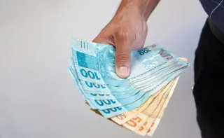 Imagem ilustrativa da imagem Um terço dos trabalhadores recebe até 1 salário mínimo no Brasil, indica Censo