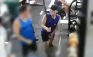 Imagem ilustrativa da imagem VÍDEO | Aluno é agredido na cabeça com barra de ferro durante treino em academia
