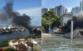 Imagem ilustrativa da imagem VÍDEO | Lancha pega fogo no canal de Camburi