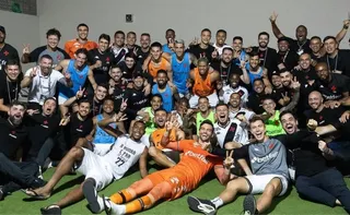 Imagem ilustrativa da imagem Vasco cala Nilton Santos, vence Botafogo nos pênaltis e avança à semifinal