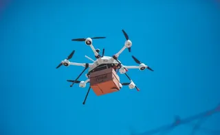 Imagem ilustrativa da imagem iFood é a primeira autorizada a utilizar drones para entregas no Brasil