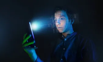 Imagem ilustrativa da imagem O avanço dos golpes com deepfakes nas redes sociais