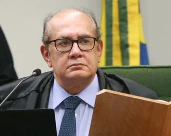 Imagem ilustrativa da imagem Gilmar Mendes diz que PEC da Blindagem não interrompe processos em curso no STF