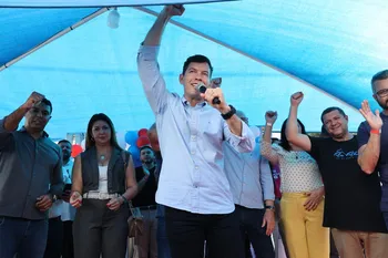 Imagem ilustrativa da imagem "Provavelmente o último dia do servidor como prefeito", dispara Arnaldinho