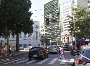 Imagem ilustrativa da imagem 1.600 são multados por não respeitar a faixa de pedestre