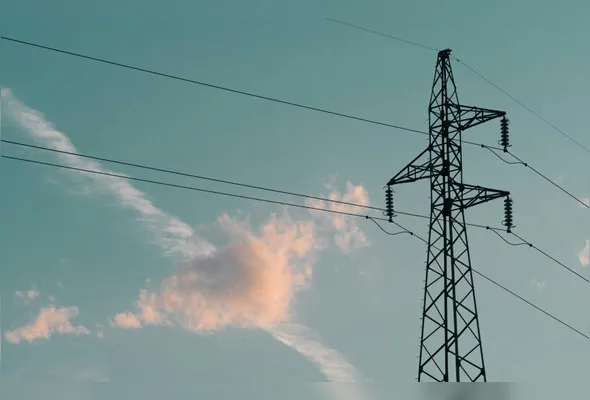 Apagão no País alerta para riscos no sistema elétrico em horários de transição entre energia solar e eólica