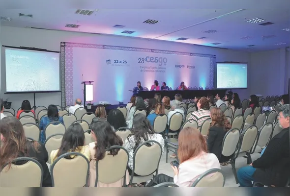 Especialistas durante o Congresso de Ginecologia e Obstetrícia, que acontece até este sábado, em Vitória