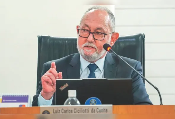 Luiz Carlos Ciciliotti disse que não vai buscar reeleição. “Eu já tenho isso comigo. Acho que tenho de dar oportunidade para que a gente faça processo de transição”
