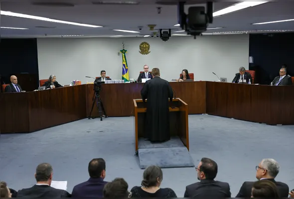 Imagem ilustrativa da imagem Entenda os principais pontos do segundo dia do julgamento de Bolsonaro