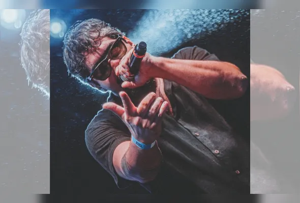 O cantor capixaba Metteoro volta à temática espacial em nova música