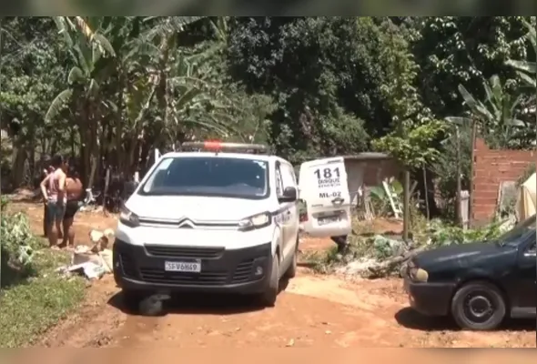 Perícia esteve no local para recolher o corpo