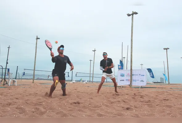 Evandro Rosindo (bola) e Álvaro Campanharo são dois dos organizadores do evento