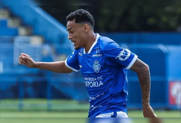 Atacante Kaiky, de 21 anos, teve seu contrato renovado com o Vitória para a temporada de 2026