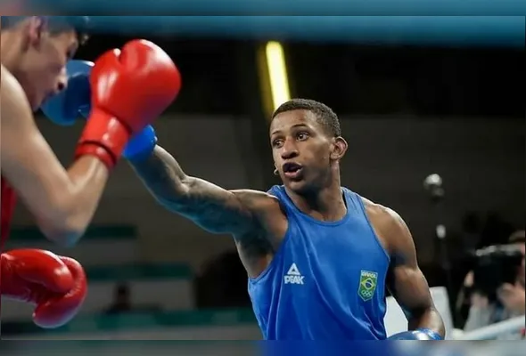 Yuri Falcão conquista a prata no Mundial de Boxe