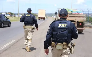 Imagem ilustrativa da imagem Acidentes em rodovias federais matam 111 pessoas no feriadão de Natal