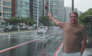 Imagem ilustrativa da imagem Após atropelamento com morte, moradores pedem mais radares na Praia de Camburi