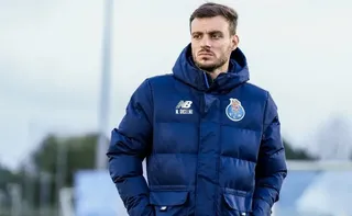 Imagem ilustrativa da imagem Botafogo anuncia contratação do técnico argentino Martín Anselmi, ex-Porto