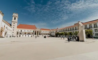 Imagem ilustrativa da imagem Brasileiros podem usar nota do Enem para estudar em Portugal