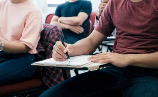 Imagem ilustrativa da imagem Caixa inicia pagamento de nova parcela do programa Pé-de-Meia na segunda-feira