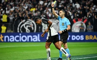 Imagem ilustrativa da imagem Capixaba Davi Lacerda entre os árbitros de elite da CBF